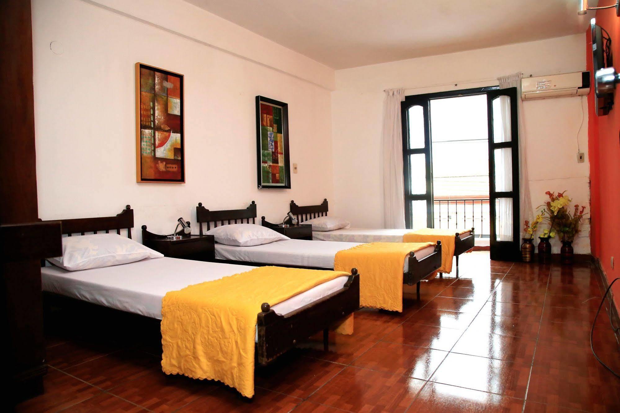Costanera Hostel Asuncion Extérieur photo
