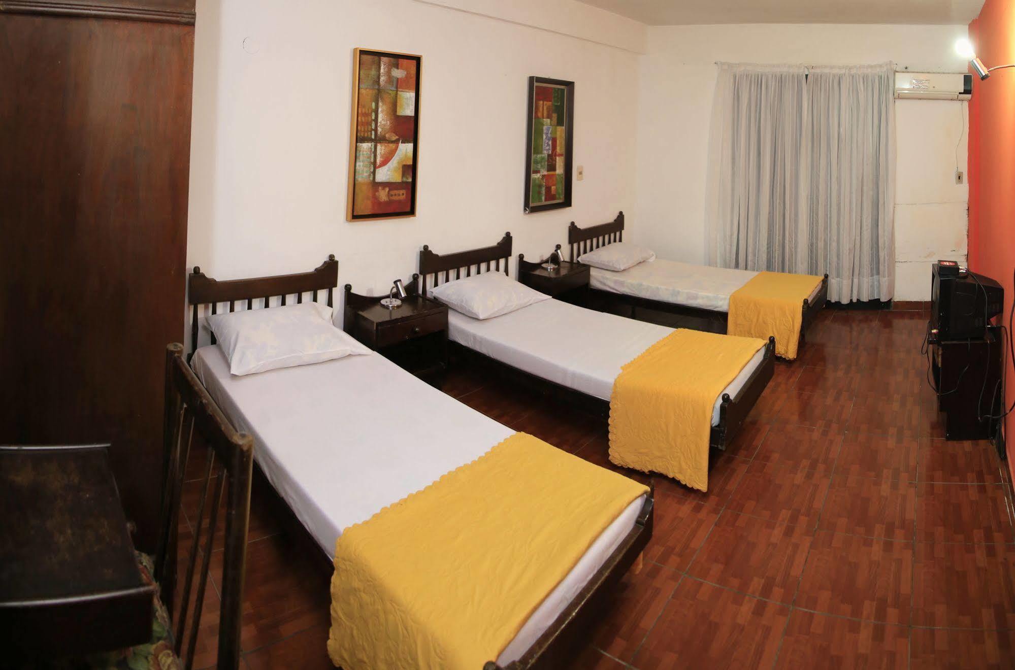 Costanera Hostel Asuncion Extérieur photo