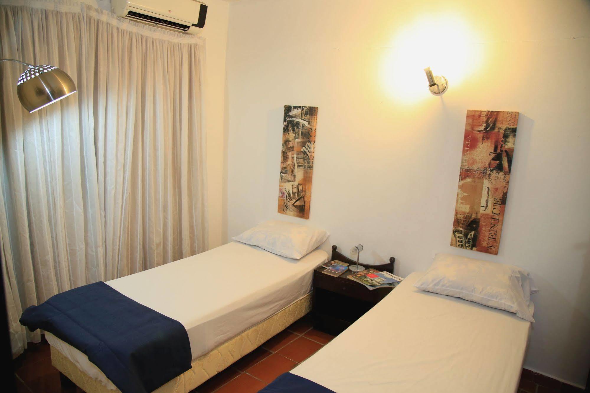 Costanera Hostel Asuncion Extérieur photo